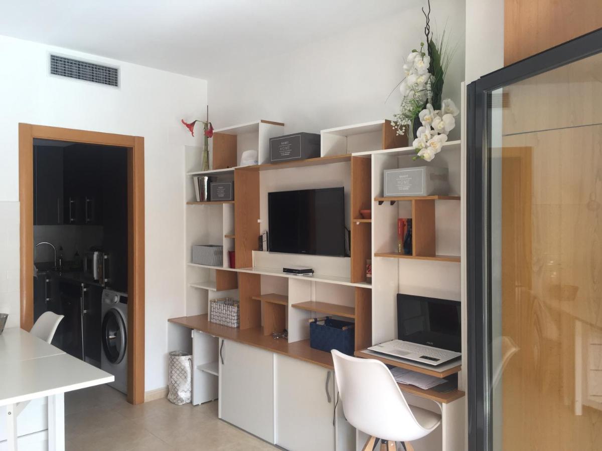 Appartement standing 58m plage à 3mn en voiture Roses Exterior foto