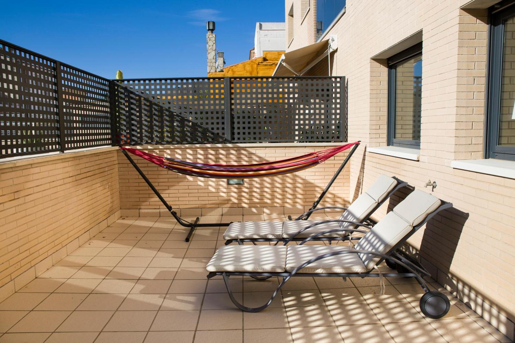 Appartement standing 58m plage à 3mn en voiture Roses Exterior foto